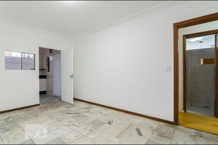 Casa à venda com 300m², 3 quartos e 2 vagas Casa à venda com 300m², 3 quartos e 2 vagasSala 2