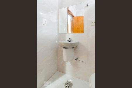 Casa à venda com 300m², 3 quartos e 2 vagas Casa à venda com 300m², 3 quartos e 2 vagasBanheiro