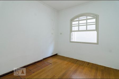 Casa à venda com 300m², 3 quartos e 2 vagas Casa à venda com 300m², 3 quartos e 2 vagasQuarto 3