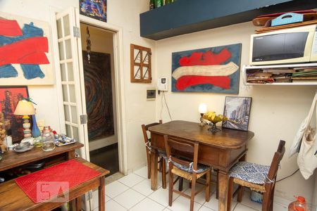 Casa à venda com 480m², 4 quartos e 4 vagasCozinha