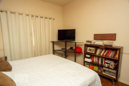 Casa à venda com 480m², 4 quartos e 4 vagasQuarto 3 