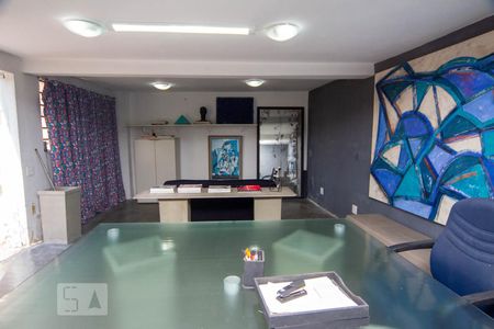 Casa à venda com 480m², 4 quartos e 4 vagasSalão 2 