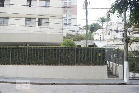 Apartamento à venda com 70m², 2 quartos e 1 vagaFachada