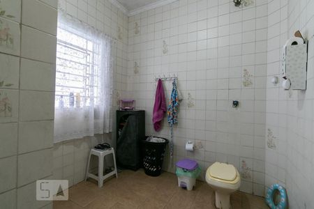 Casa à venda com 180m², 3 quartos e 4 vagasBanheiro