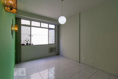 Sala de apartamento para alugar com 2 quartos, 70m² em Flamengo, Rio de Janeiro