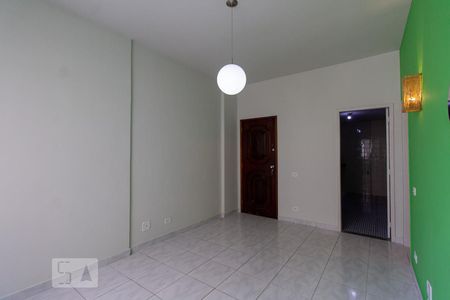 Sala de apartamento para alugar com 2 quartos, 70m² em Flamengo, Rio de Janeiro