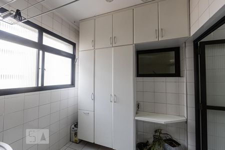 Apartamento à venda com 90m², 3 quartos e 1 vaga Apartamento à venda com 90m², 3 quartos e 1 vagaÁrea de Serviço