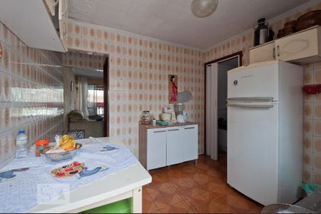 Casa à venda com 300m², 2 quartos e 2 vagas Casa à venda com 300m², 2 quartos e 2 vagasCozinha