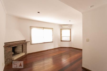 Sala de casa de condomínio à venda com 3 quartos, 252m² em Vila Assunção, Porto Alegre