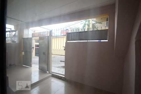 Vista da Sala de casa para alugar com 1 quarto, 40m² em Jardim Roberto, Osasco