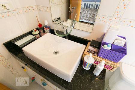 Casa à venda com 340m², 4 quartos e 6 vagasBanheiro da Suíte 3