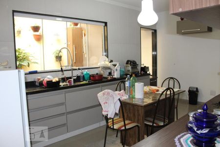 Casa de condomínio à venda com 130m², 3 quartos e 1 vagaCozinha