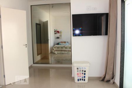 Casa de condomínio à venda com 130m², 3 quartos e 1 vagaSuíte 3