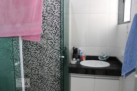 Casa de condomínio à venda com 130m², 3 quartos e 1 vagaBanheiro da Suíte 2