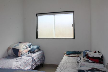 Casa de condomínio à venda com 130m², 3 quartos e 1 vagaSuíte 2