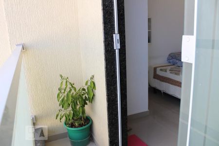 Casa de condomínio à venda com 130m², 3 quartos e 1 vagaSacada