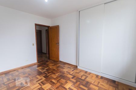 Casa à venda com 750m², 4 quartos e 10 vagasQuarto 2 - Suíte