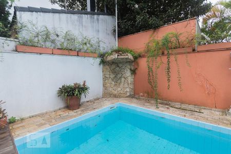 Casa à venda com 750m², 4 quartos e 10 vagasCascata