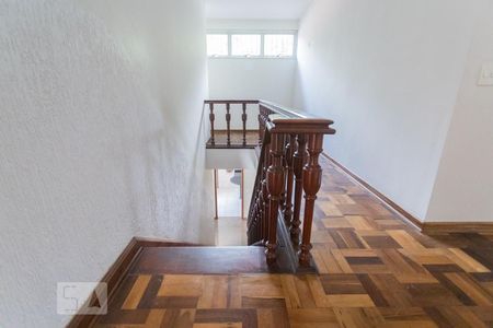 Casa à venda com 750m², 4 quartos e 10 vagasEscada