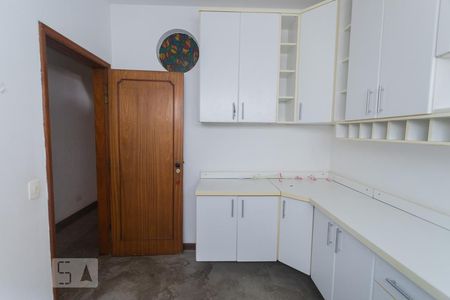 Casa à venda com 750m², 4 quartos e 10 vagasCopa
