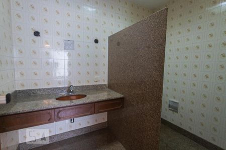 Casa à venda com 750m², 4 quartos e 10 vagasBanheiro