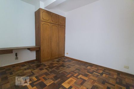 Casa à venda com 750m², 4 quartos e 10 vagasQuarto de Serviço 1