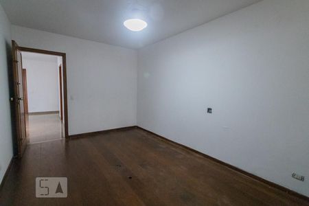Casa à venda com 750m², 4 quartos e 10 vagasEscritório