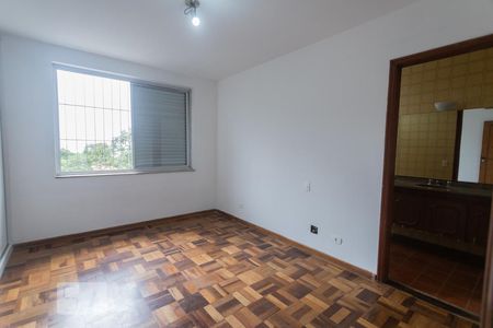 Casa à venda com 750m², 4 quartos e 10 vagasQuarto 2 - Suíte