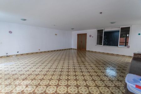 Casa à venda com 750m², 4 quartos e 10 vagasSalão de Festas