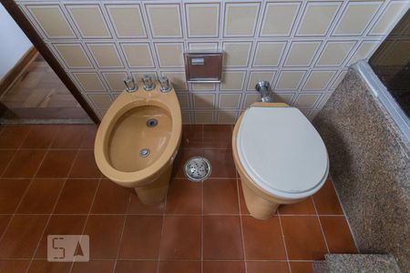 Casa à venda com 750m², 4 quartos e 10 vagasBanheiro da Suíte 3