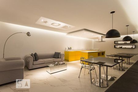 Apartamento à venda com 27m², 1 quarto e 1 vaga Apartamento à venda com 27m², 1 quarto e 1 vagaÁrea comum