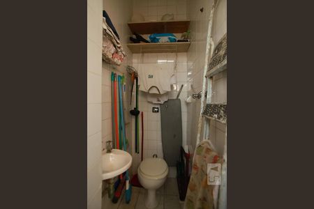 Apartamento à venda com 160m², 4 quartos e 2 vagasBanheiro de Serviço