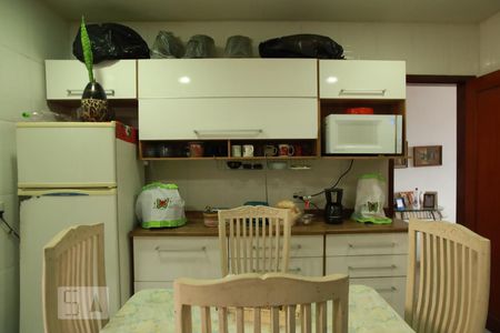 Apartamento à venda com 160m², 4 quartos e 2 vagasCozinha