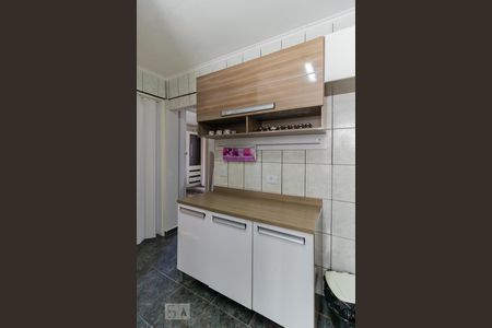 Apartamento à venda com 45m², 2 quartos e 1 vaga Apartamento à venda com 45m², 2 quartos e 1 vagaCozinha