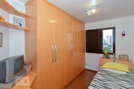 Apartamento à venda com 97m², 3 quartos e 2 vagasQuarto 2