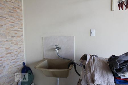 Casa à venda com 100m², 2 quartos e 2 vagasÁrea de Serviço 1