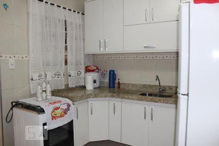 Casa à venda com 100m², 2 quartos e 2 vagasCozinha