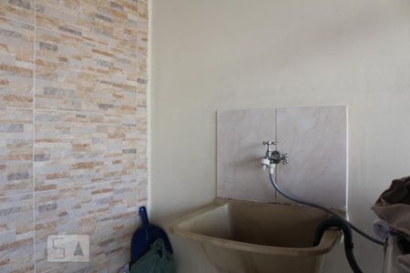 Casa à venda com 100m², 2 quartos e 2 vagasÁrea de Serviço 1