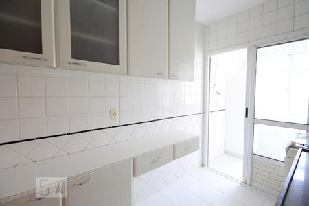 Apartamento à venda com 55m², 2 quartos e 1 vaga Apartamento à venda com 55m², 2 quartos e 1 vagaCozinha