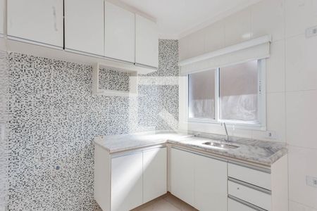 Sala e cozinha de apartamento para alugar com 1 quarto, 30m² em Vila Natalia, São Paulo