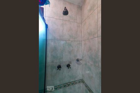 Casa à venda com 650m², 6 quartos e 6 vagas Casa à venda com 650m², 6 quartos e 6 vagasBanheiro Dormitório 5
