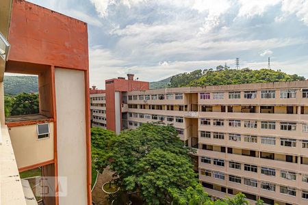 Vista da Sala de apartamento à venda com 2 quartos, 56m² em Taquara, Rio de Janeiro