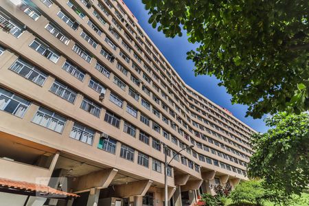 Apartamento à venda com 56m², 2 quartos e 1 vaga Apartamento à venda com 56m², 2 quartos e 1 vagaFachada