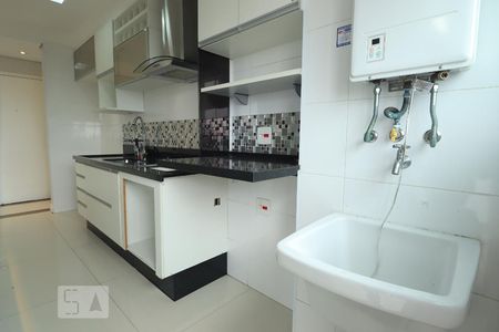 Apartamento à venda com 60m², 2 quartos e 1 vagaCozinha e Área de Serviço