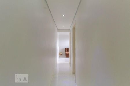Apartamento à venda com 60m², 2 quartos e 1 vaga Apartamento à venda com 60m², 2 quartos e 1 vagaCorredor