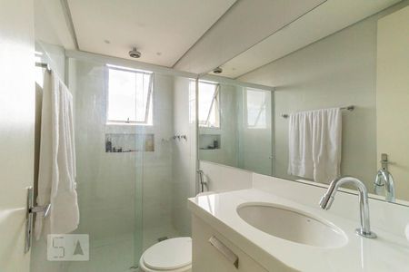 Apartamento à venda com 60m², 2 quartos e 1 vaga Apartamento à venda com 60m², 2 quartos e 1 vagaBanheiro Social