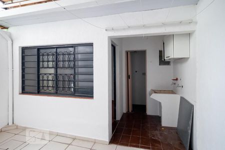 Casa à venda com 120m², 2 quartos e 1 vagaÁrea de Serviço