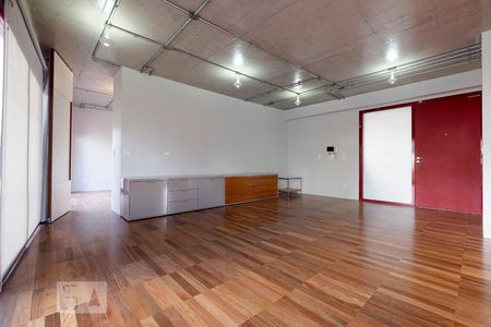 Sala de apartamento para alugar com 1 quarto, 118m² em Jardim das Bandeiras, São Paulo