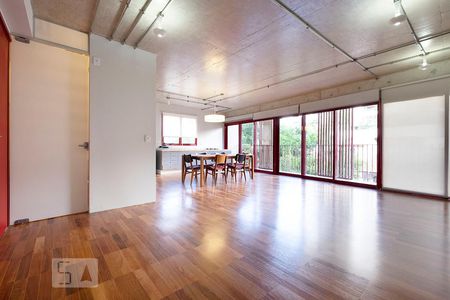 Sala de apartamento para alugar com 1 quarto, 118m² em Jardim das Bandeiras, São Paulo