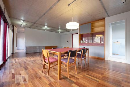 Sala de apartamento para alugar com 1 quarto, 118m² em Jardim das Bandeiras, São Paulo